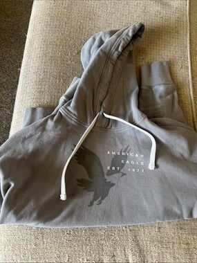 American Eagle Outfitters  Gray Pullover Hoodie with White Drawstrings